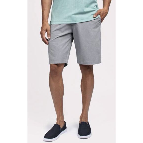 Travis Mathew Shorts Mens 33 Gray Performance Stretch Casual Beck 1mm208 - Picture 2 of 7